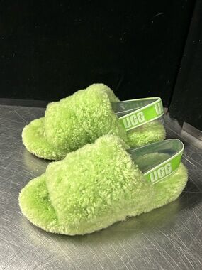 Ugg Oh Yea Fluff Sipper Size 7 Women